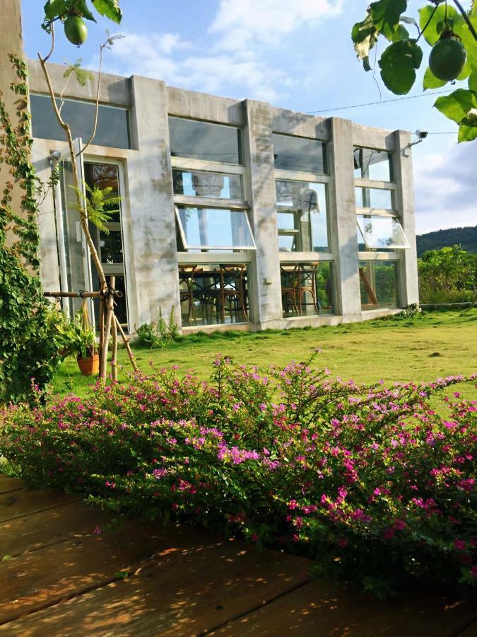 Mooning The Hill Manzhou Exterior foto